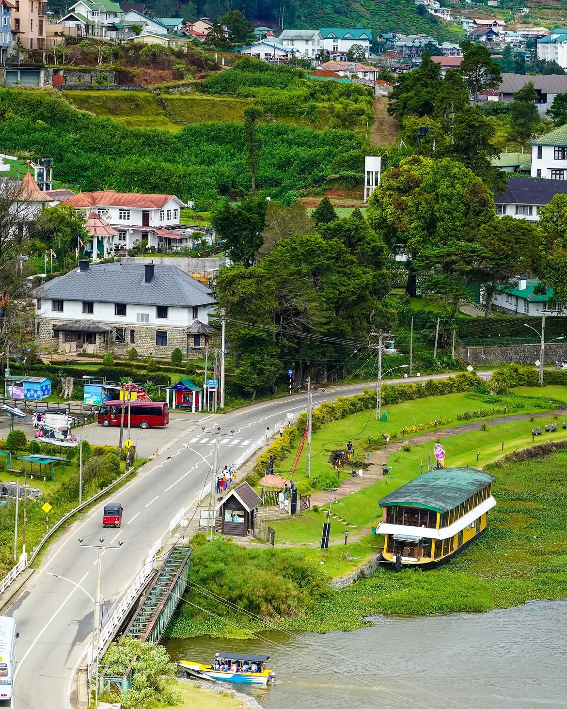 Grand Sri Lanka: Culture, Wildlife, Tea Hills & Beaches - 9-Day Tour